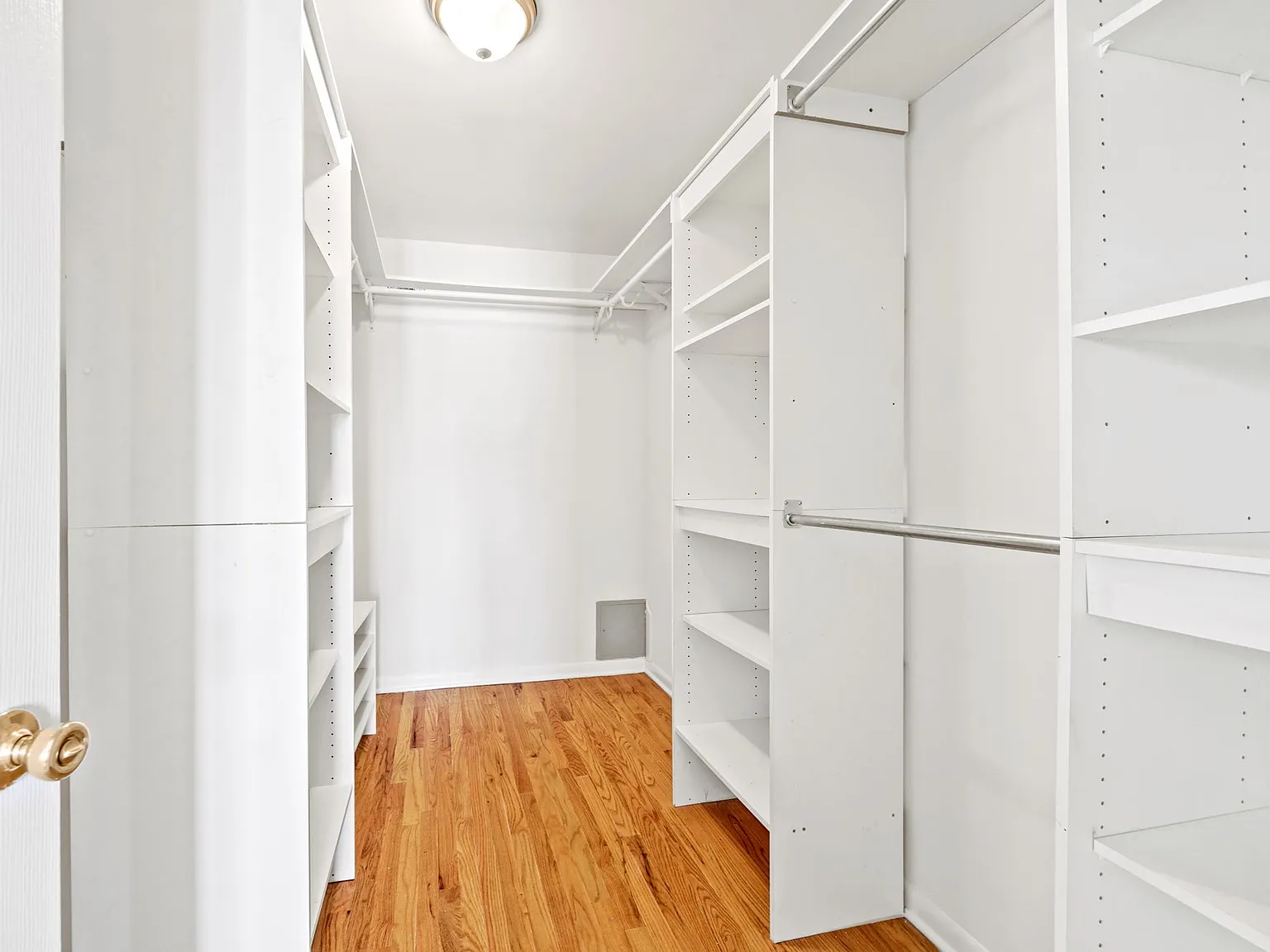 The Maples Apartments — Photo 3