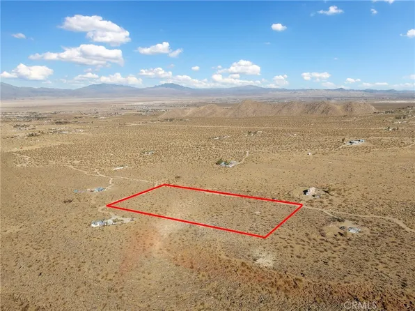 712 Custer Ave, Lucerne Valley, CA 92356