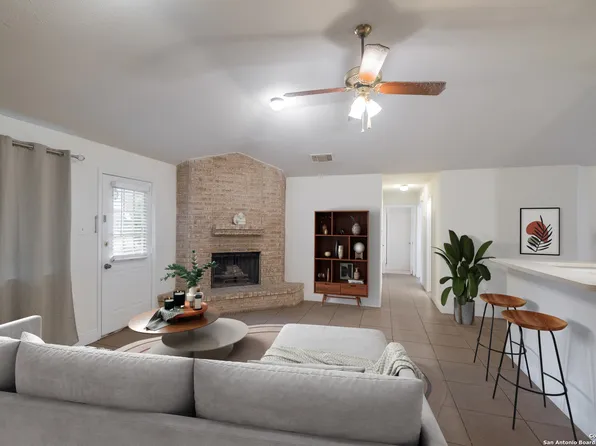 6339 Forest Village, San Antonio, TX 78250