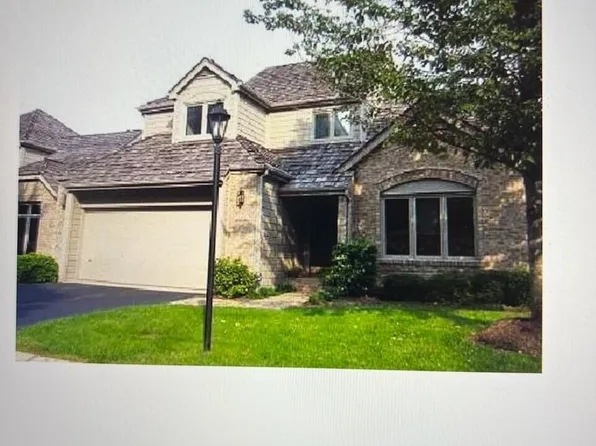 5012 Hunting Hills Cir, Roanoke, VA 24018