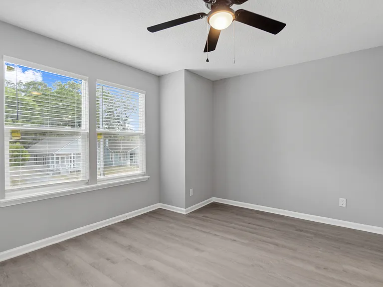 3229 Lenox Ave #1 — Photo 15