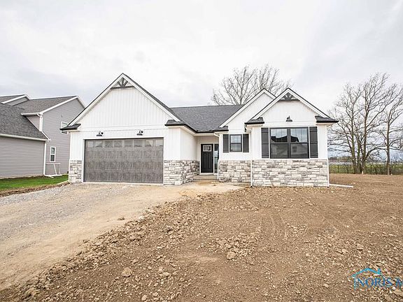 3rd image of 108 Valley Hall Dr