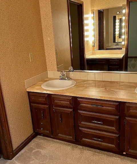 704 Aspen Trl — Photo 15