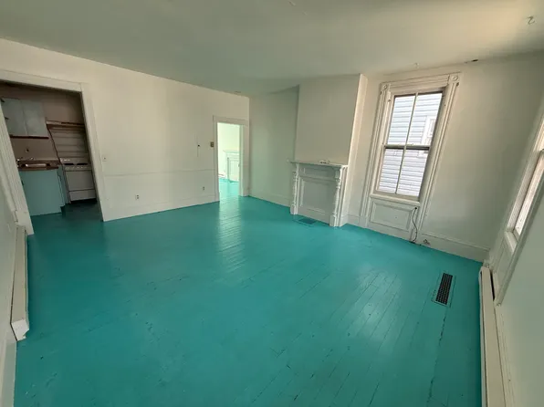 (undisclosed Address), Rosendale, NY 12472