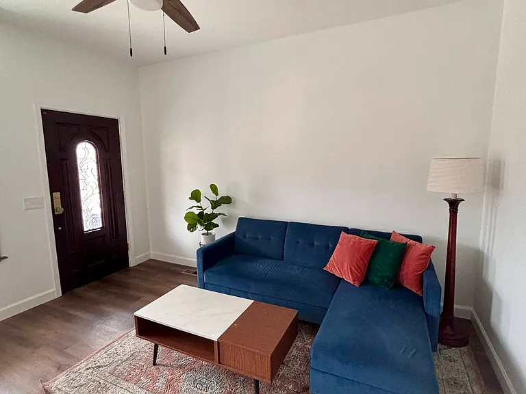 844 Marshall Ave — Photo 5