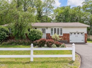 102 Evans Road, Schenectady, NY 12306