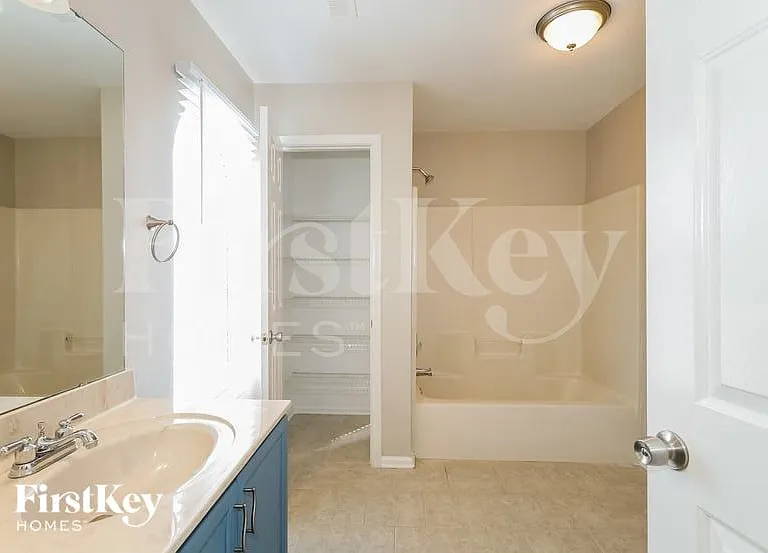 3614 Arthur St — Photo 11