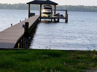 1941 Lakeshore Dr, Fleming Island, FL 32003
