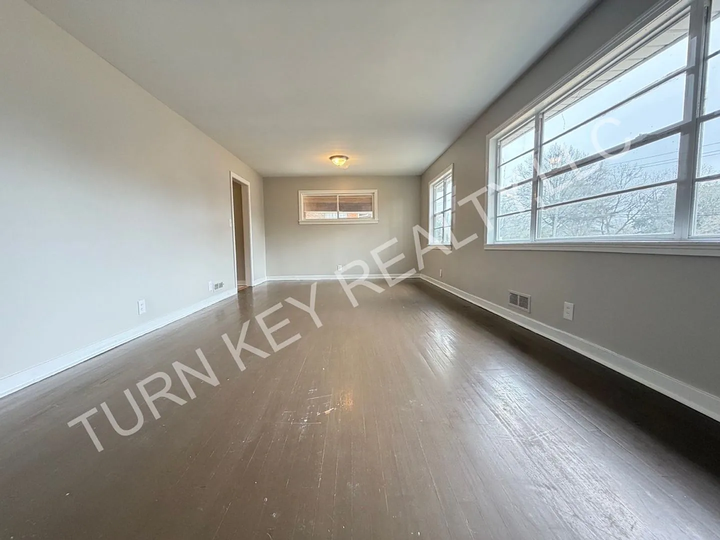 Home For Rent In Roebuck **Accepts Section 8** — Photo 2