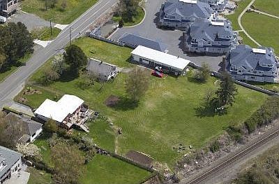 2nd image of 925 Marine Dr