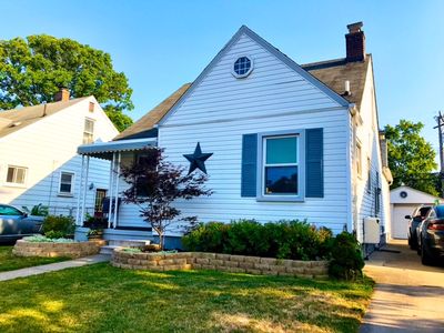 306 E Twelve Mile Rd, Royal Oak, MI, 48073