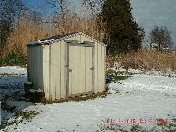 2nd image of 109 E Highway 60 #5