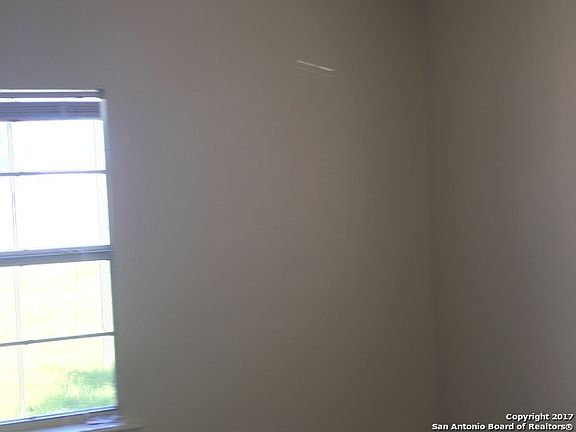 5th image of 1529 W Laurel