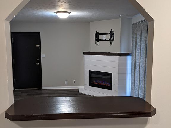 5th image of 4220 Huntington Ave #3