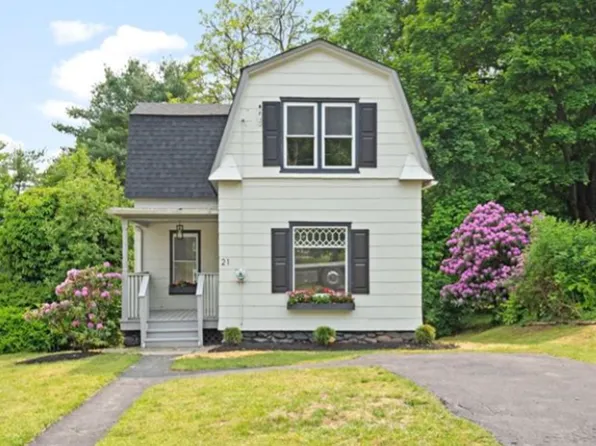 21 Shuit Pl, Central Valley, NY 10917