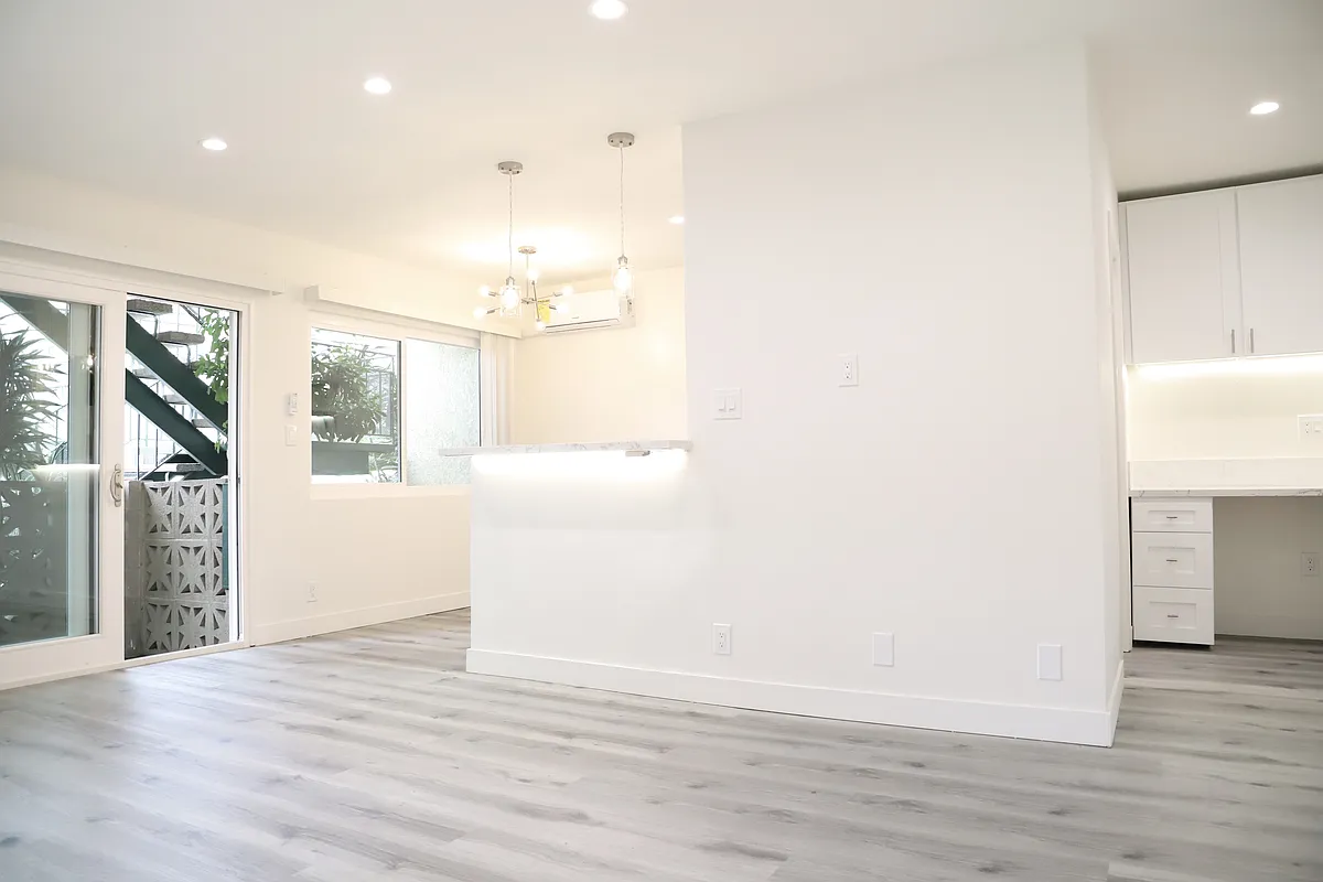 Building Photo - 11620 Nebraska Ave #1A