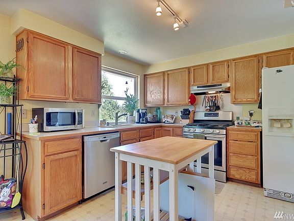 5th image of 20407 108th Street Ct E