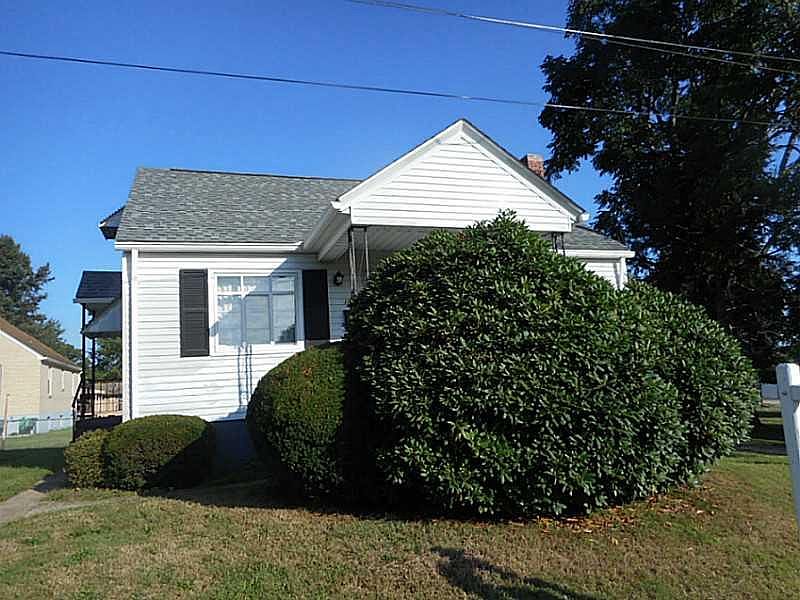 1st image of 117 Sherwood St