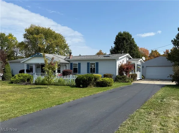 9511 Kile Rd, Chardon, OH 44024