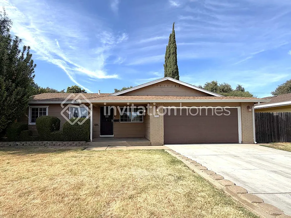 2365 La Loma Dr