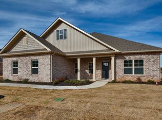 209 Maureen Dr, Madison, AL 35756