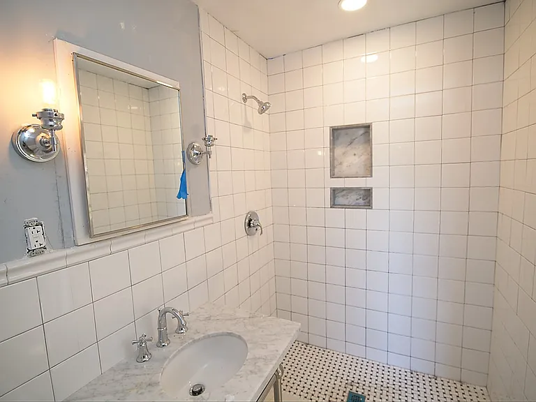5305 Briercliff Rd — Photo 7