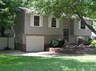 212 Maple Dr, Beaver, PA 15009