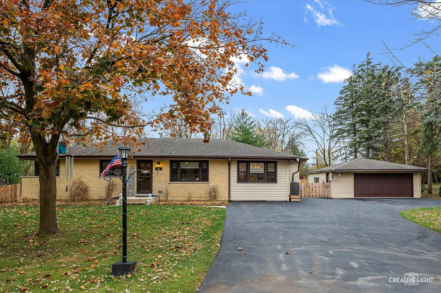 543 67th Pl photo 1