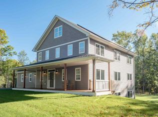 18 Hickory Ridge Dr, Gardiner, NY 12525