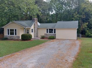 128 E Williams Rd, Hendersonville, NC 28792