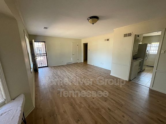 2nd image of 4671 Leatherwood Ave