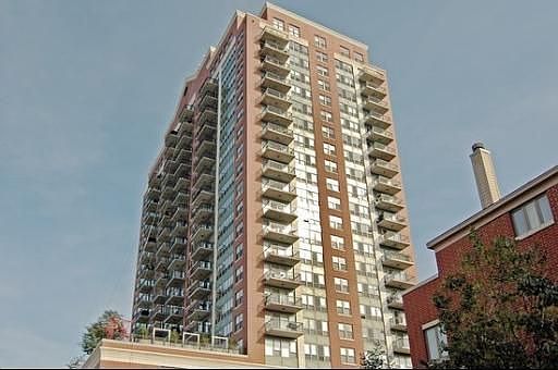 2nd image of 1717 S Prairie Ave APT 610