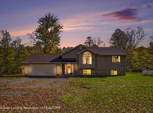 10884 Wilderness Crk, Sunfield, MI 48890