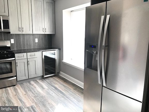 3rd image of 101 Grant Ln