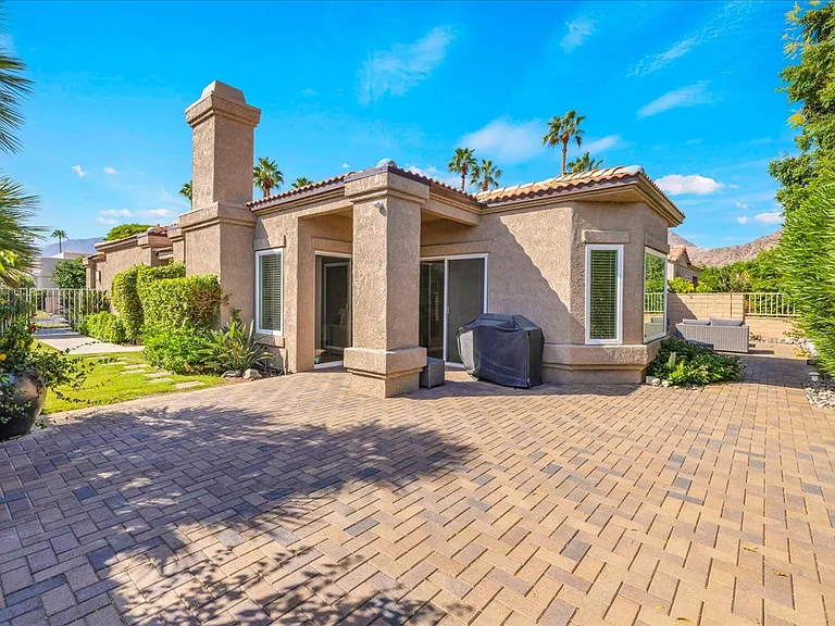 48137 Vista Cielo — Photo 33