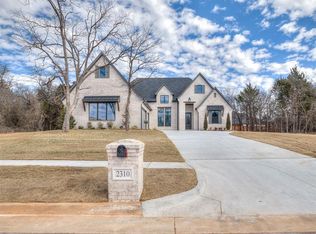 2310 Crossover Ct, Edmond, OK 73034