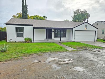 216 E Ashlan Ave, Fresno, CA, 93704
