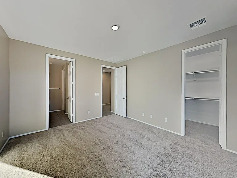 4823 W Saint Anne Ave — Photo 6