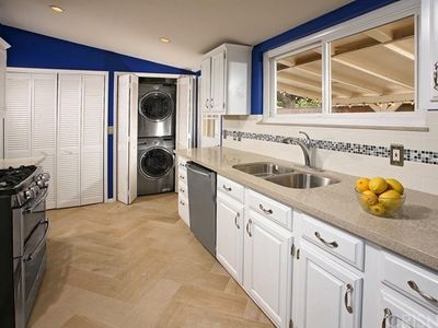 7861 Sale Ave, Canoga Park, CA, 91304