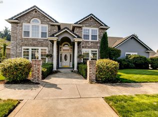 3511 River Pointe Dr, Eugene, OR 97408