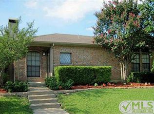 1016 Breezewood Dr, Arlington, TX 76017