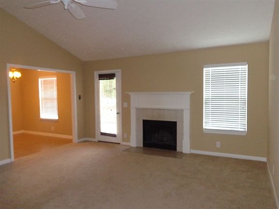 2nd image of 3162 Holsted Dr
