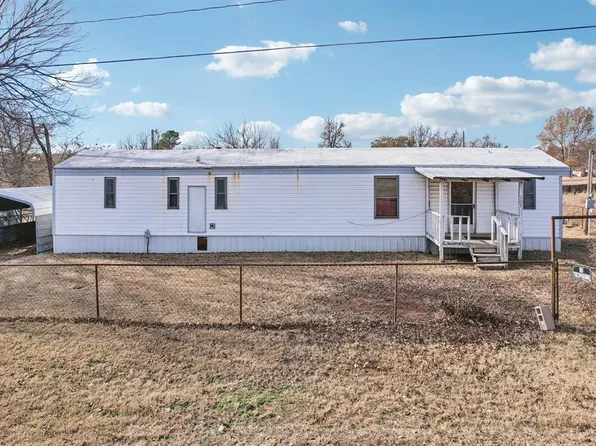 303 S 1st St, Rush Springs, OK 73082