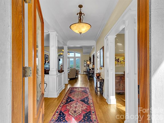 5th image of 149 Cardinal Ln