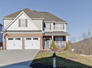 4913 Summerville Ln, Roanoke, VA 24019