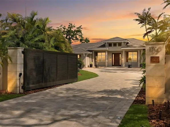 1705 Wisconsin Ln, Sarasota, FL 34239