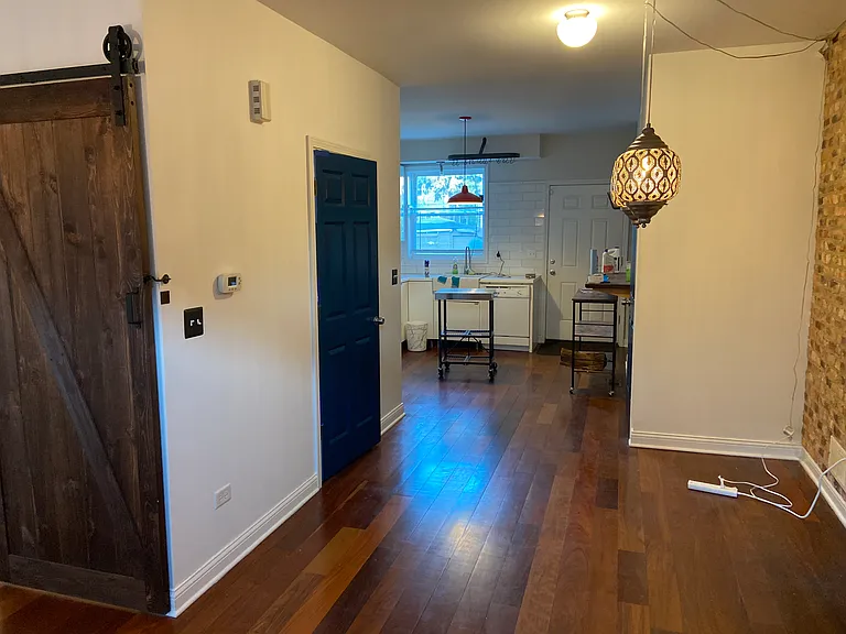 10748 S Champlain Ave — Photo 9