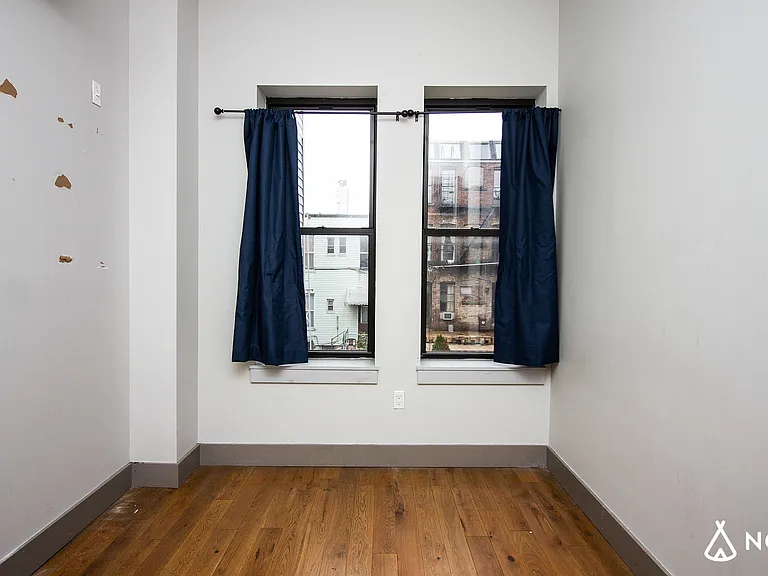 1873 Menahan St #2B — Photo 8