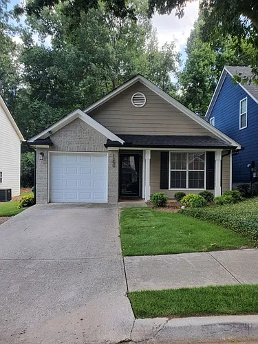 1350 Gates Dr SE Photo 1