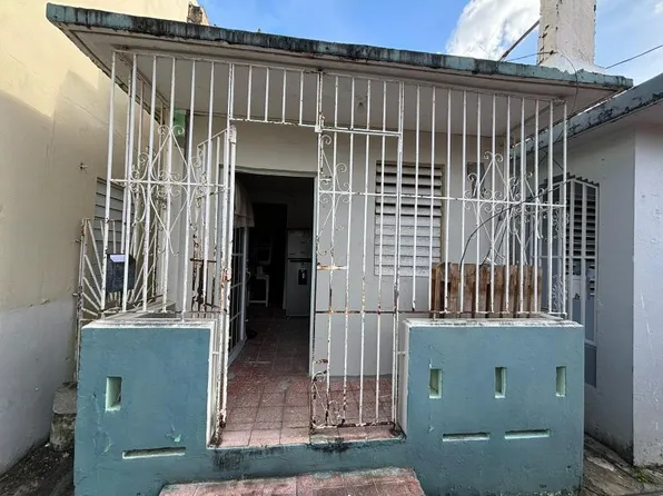 23 Calle Quinones Bo Pueblo, Manati, PR 00674